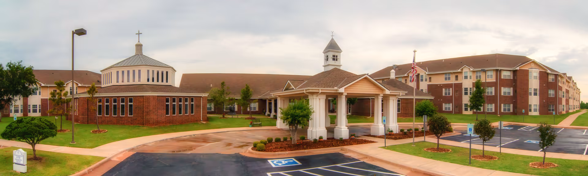 Panoramic exterior view of Minnewaska Community Health Services building and its entrance.