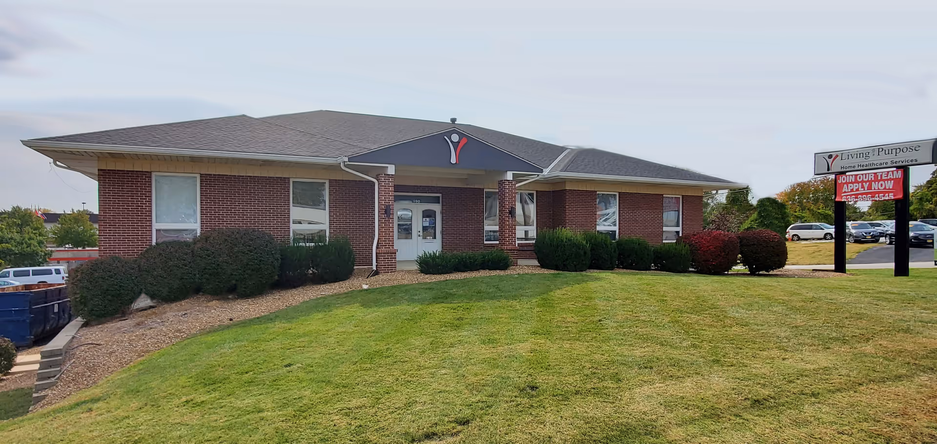 Front view of Living with Purpose of Missouri facility exterior with entrance and manicured landscaping.