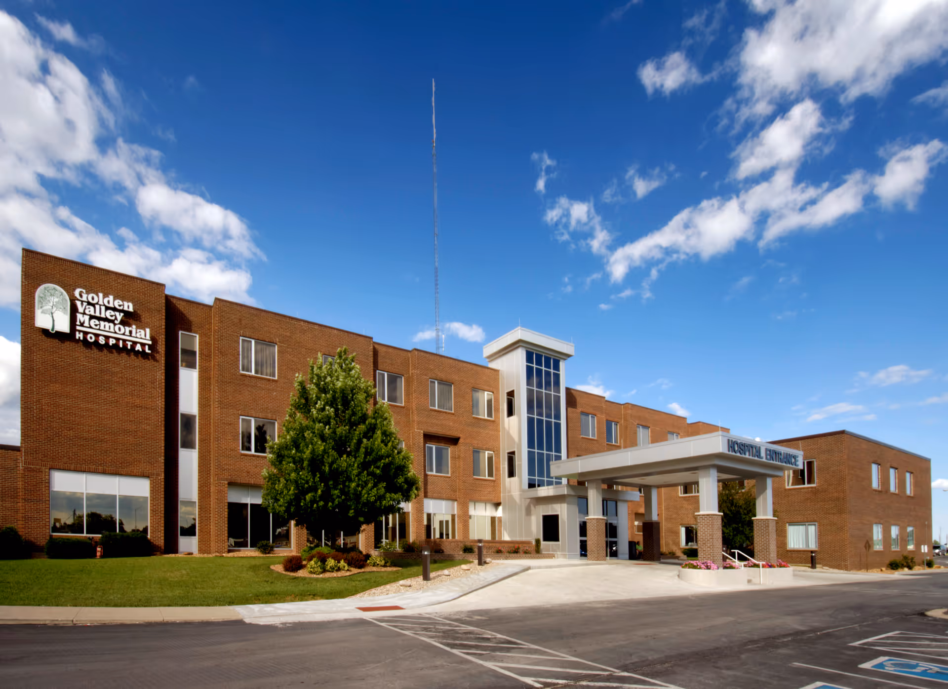 Exterior view of Golden Valley Memorial Hospital with entrance canopy