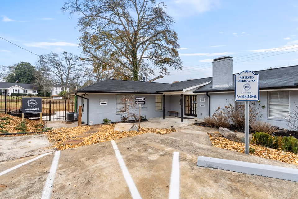 Capstone Quality Care facility exterior with parking lot and entrance.