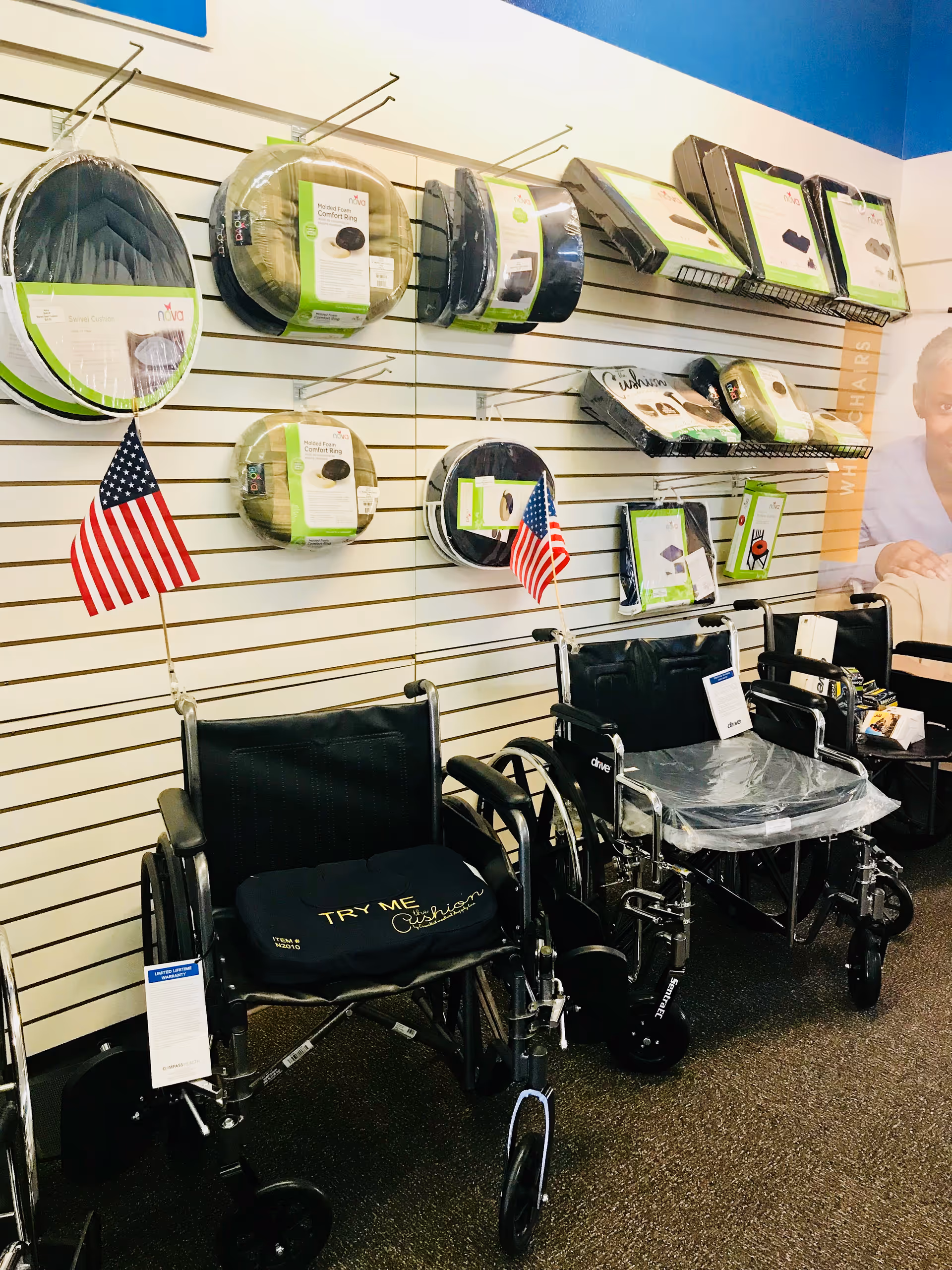 Make U Mobile showroom featuring wheelchairs and mobility accessories on display