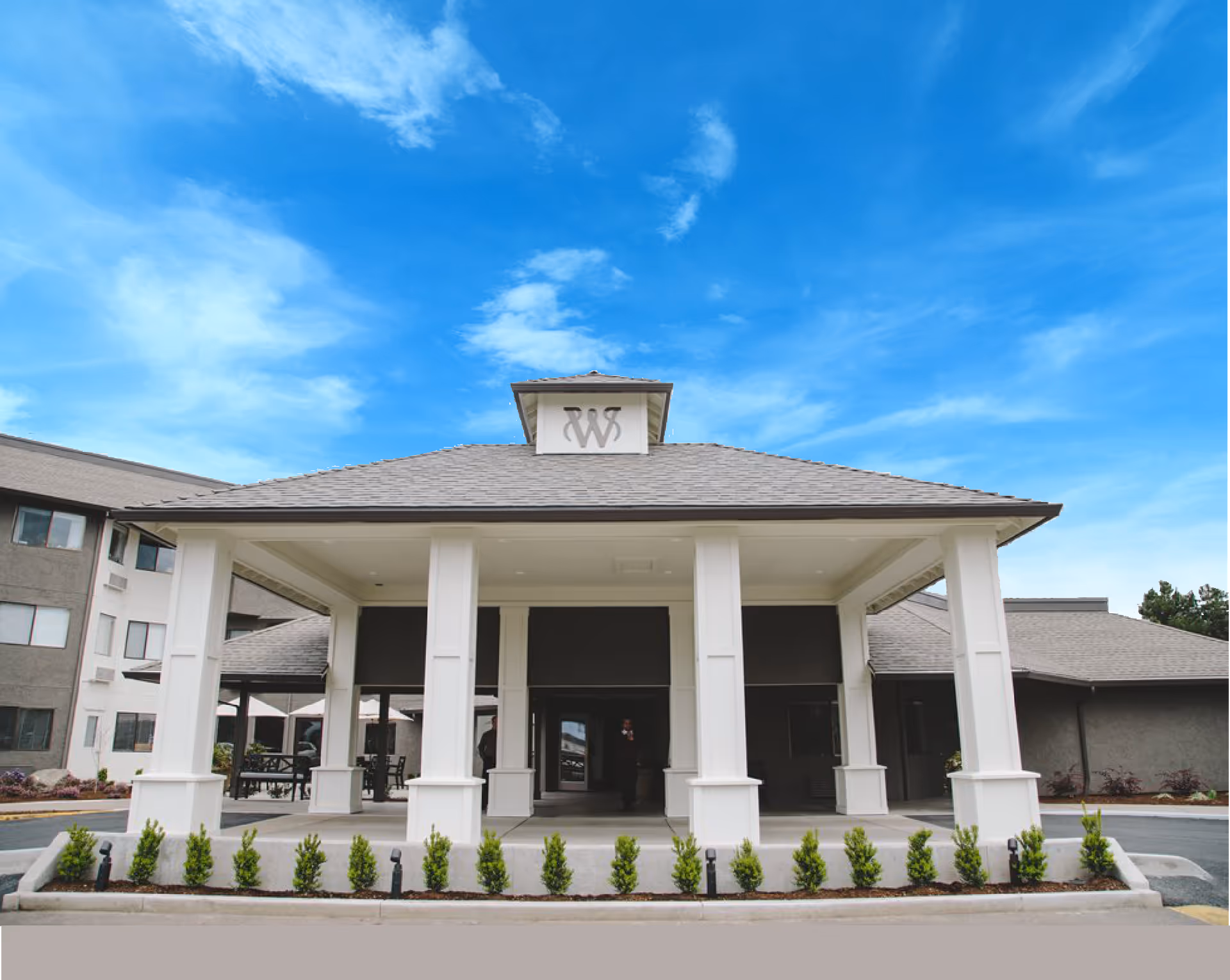 Exterior view of Weatherly Inn front entrance with white columns