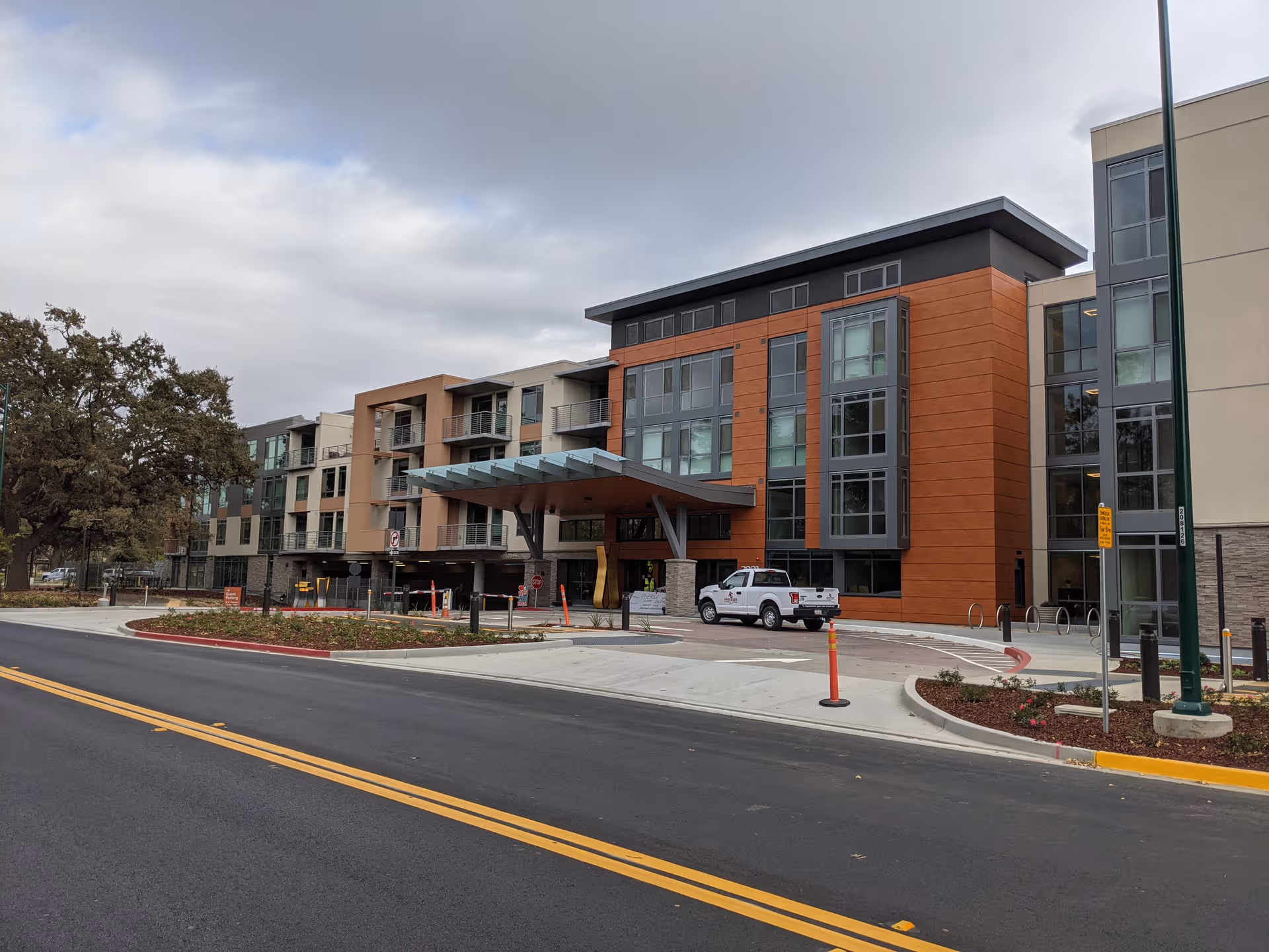 Exterior view of Sequoia Living Viamonte at Walnut Creek entrance.