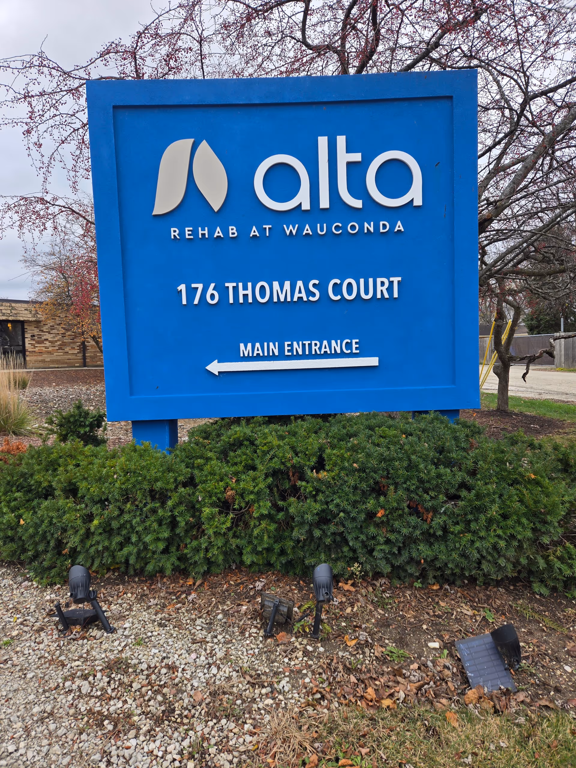 Blue Alta Rehab at Wauconda sign with 176 Thomas Court and main entrance.