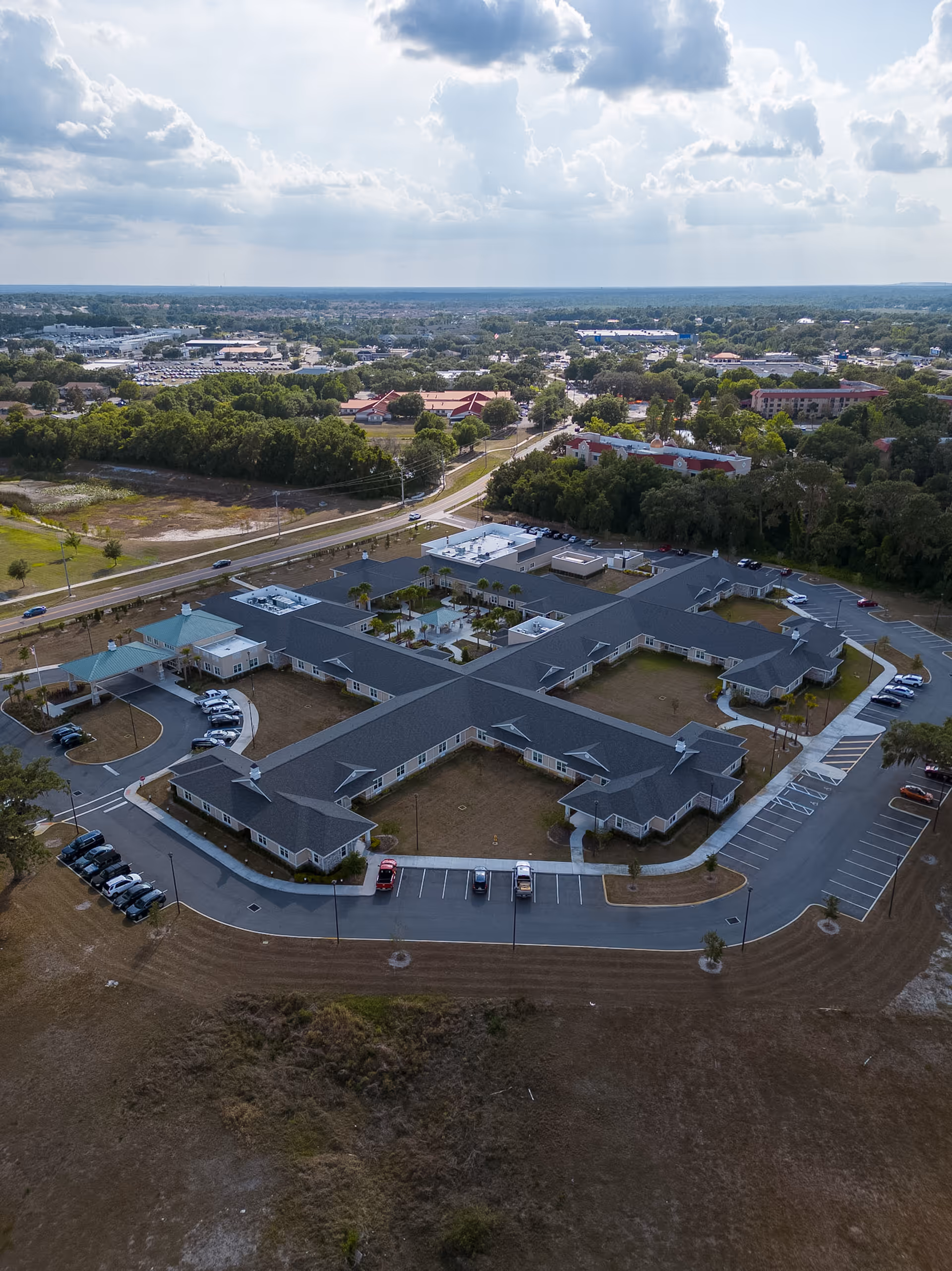 Aerial view of The Club at Lake Gibson Health and Rehabilitation Center campus.