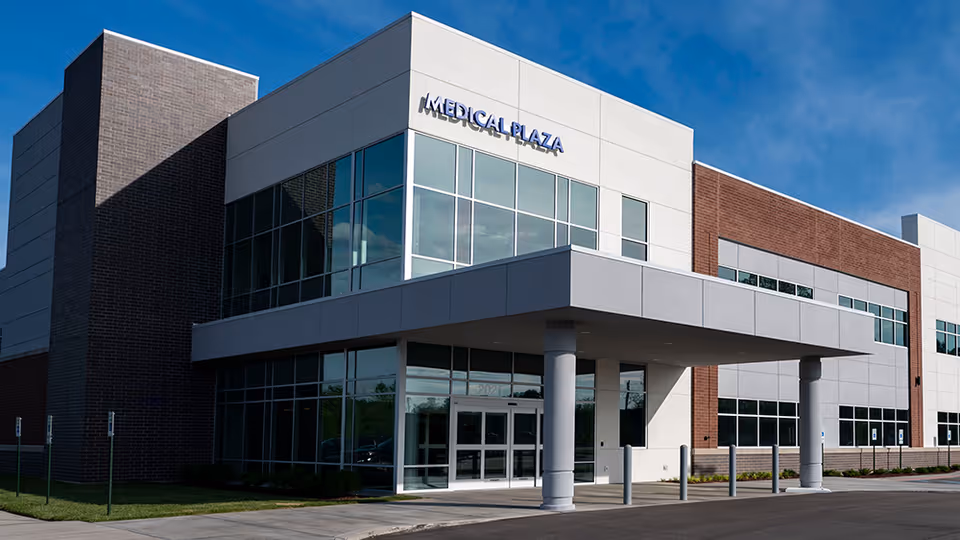 Exterior view of Norton Medical Center Jeffersonville Commons with glass doors and entry canopy