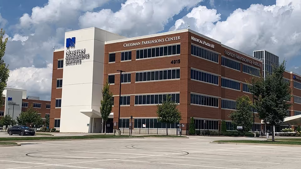 Exterior view of Norton Healthcare Medical Plaza III Brownsboro building with signage.