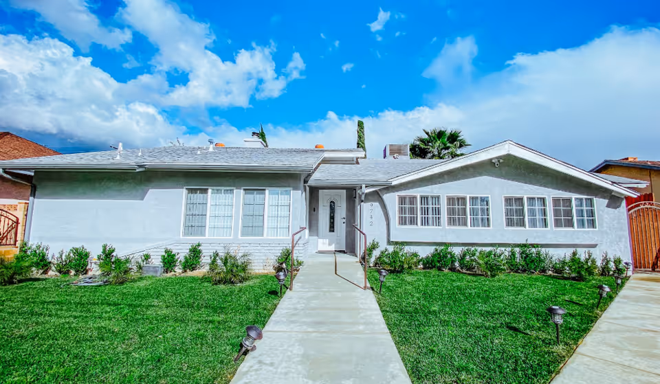 Photo of Angeles Assisted Living