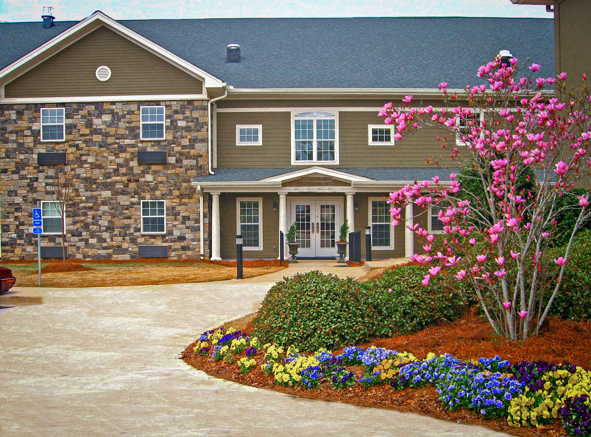 Photo 3 of Benton Manor Of Stockbridge
