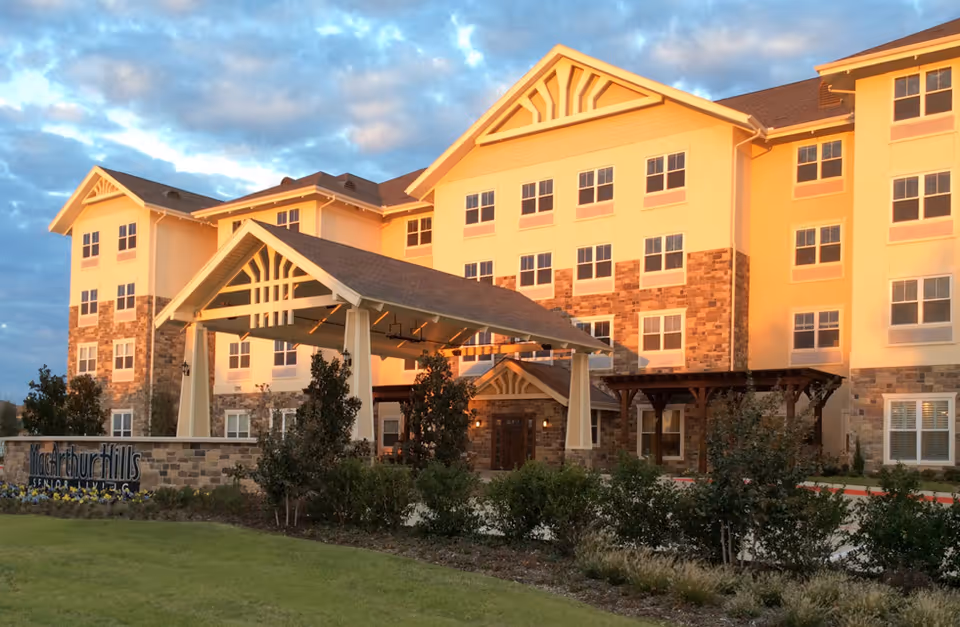 Photo of Washington Pointe Las Colinas