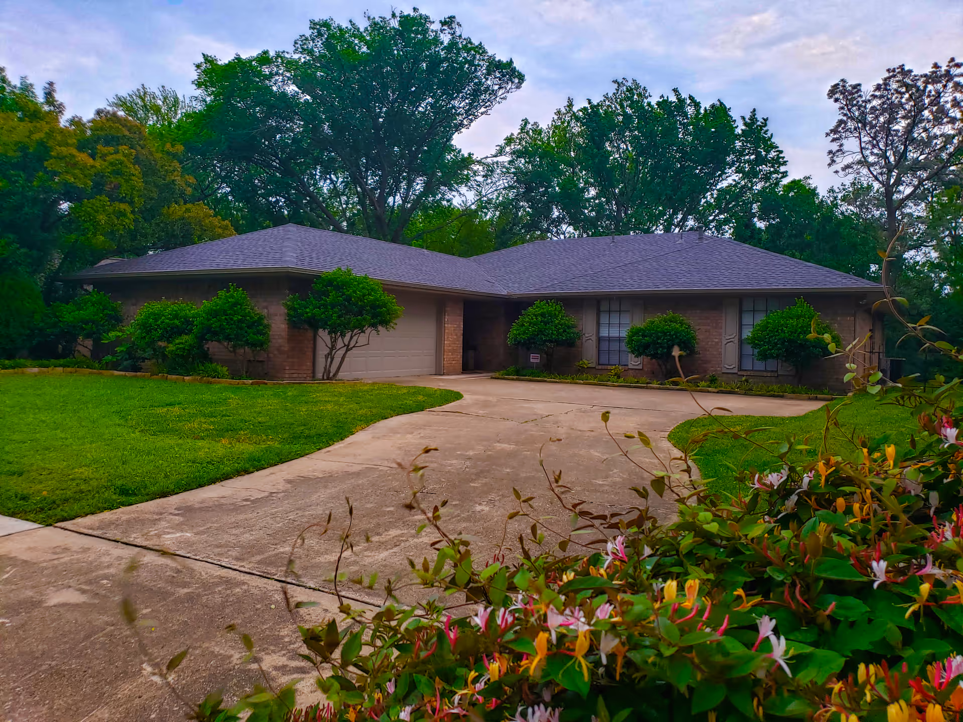 Photo of Azurite Senior Living