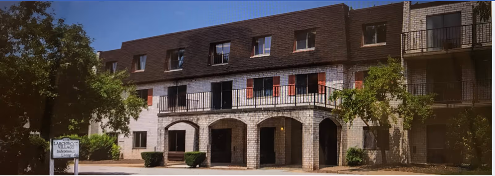 Photo of Larchwood Care
