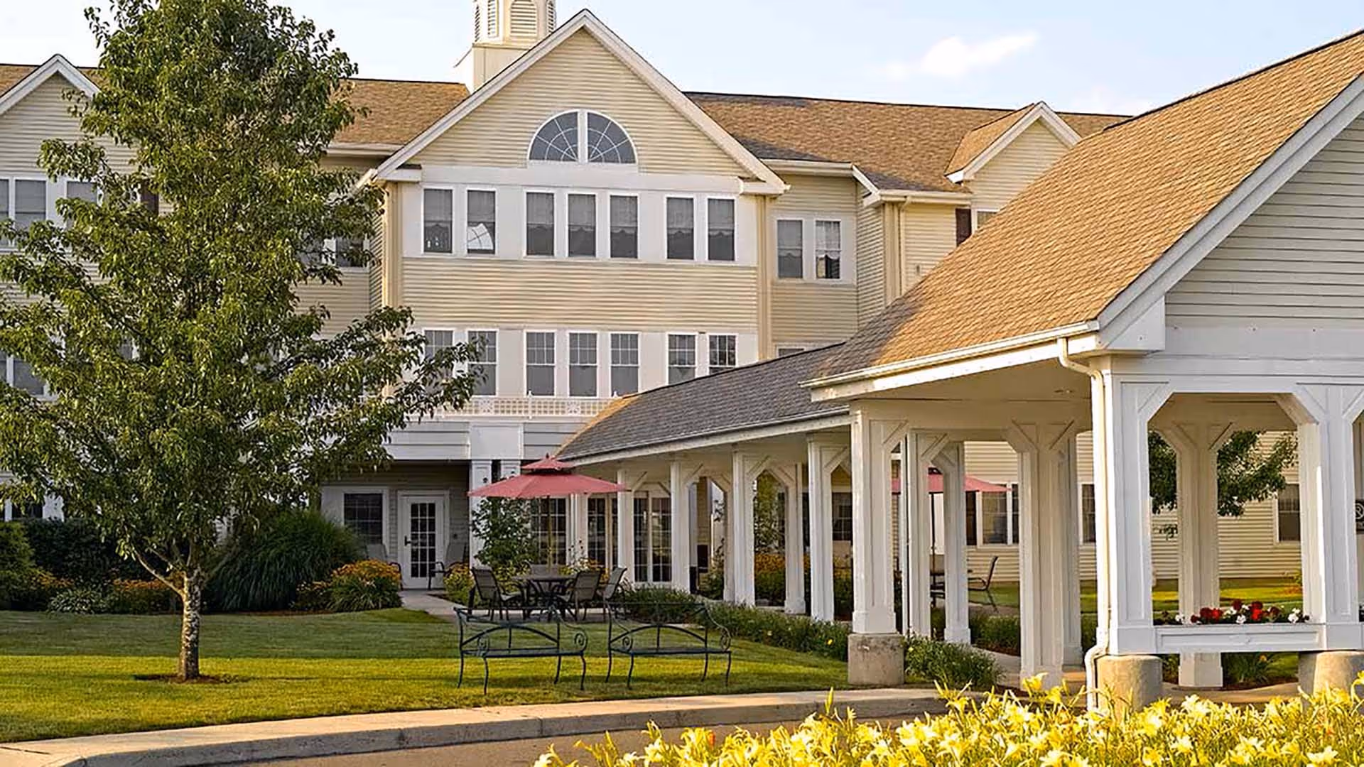 Photo of Masonicare at Greenridge Place