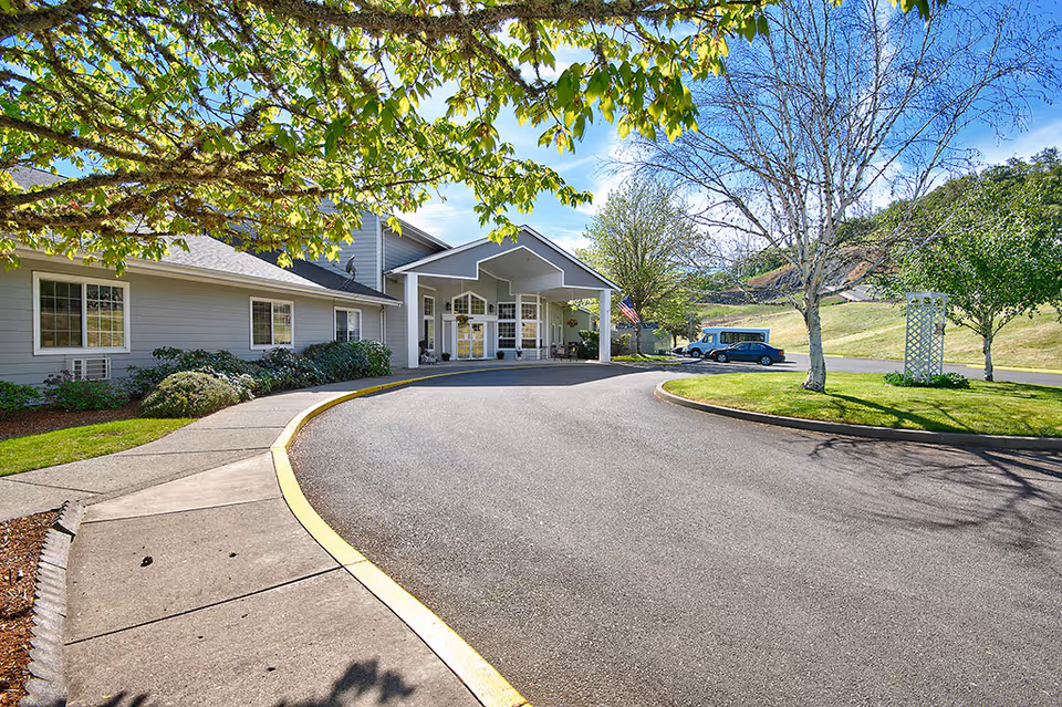 Photo of Bridgewood Rivers Assisted Living
