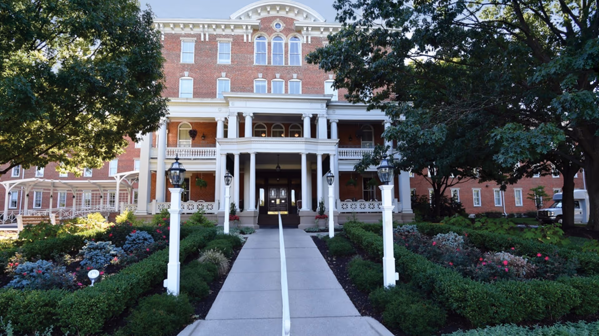 Photo of 10 Wilmington Place Retirement Community