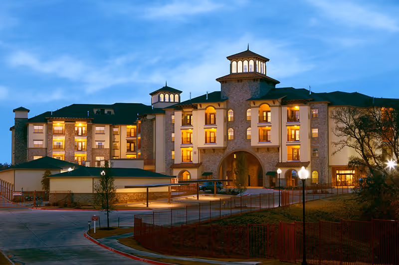 Photo of Chateau at Wildbriar Lake