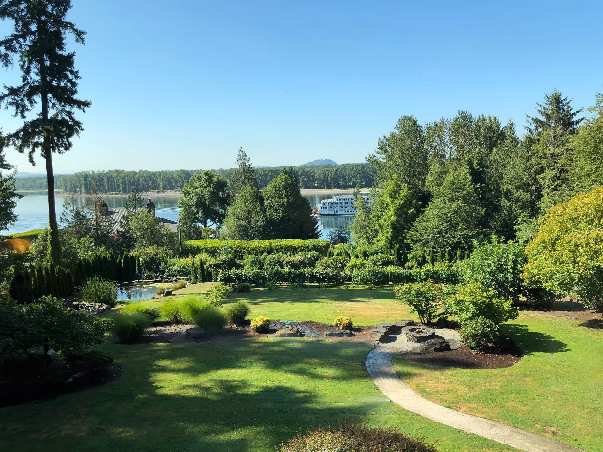 Photo 9 of The Evergreen Inn