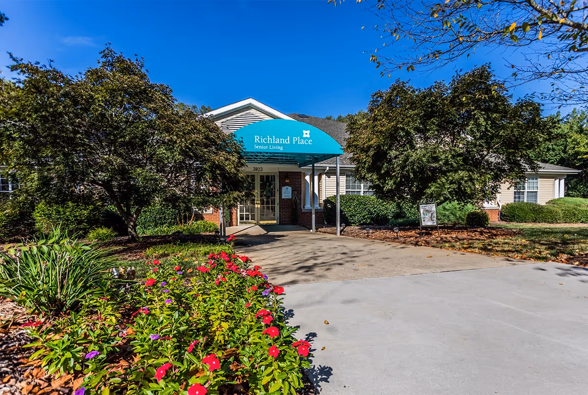 Photo of Richland Square