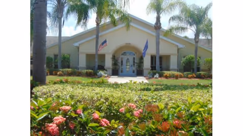 Photo 4 of Arden Courts - ProMedica Memory Care Community (Sarasota)
