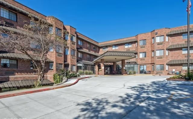 Photo of Crown Pointe