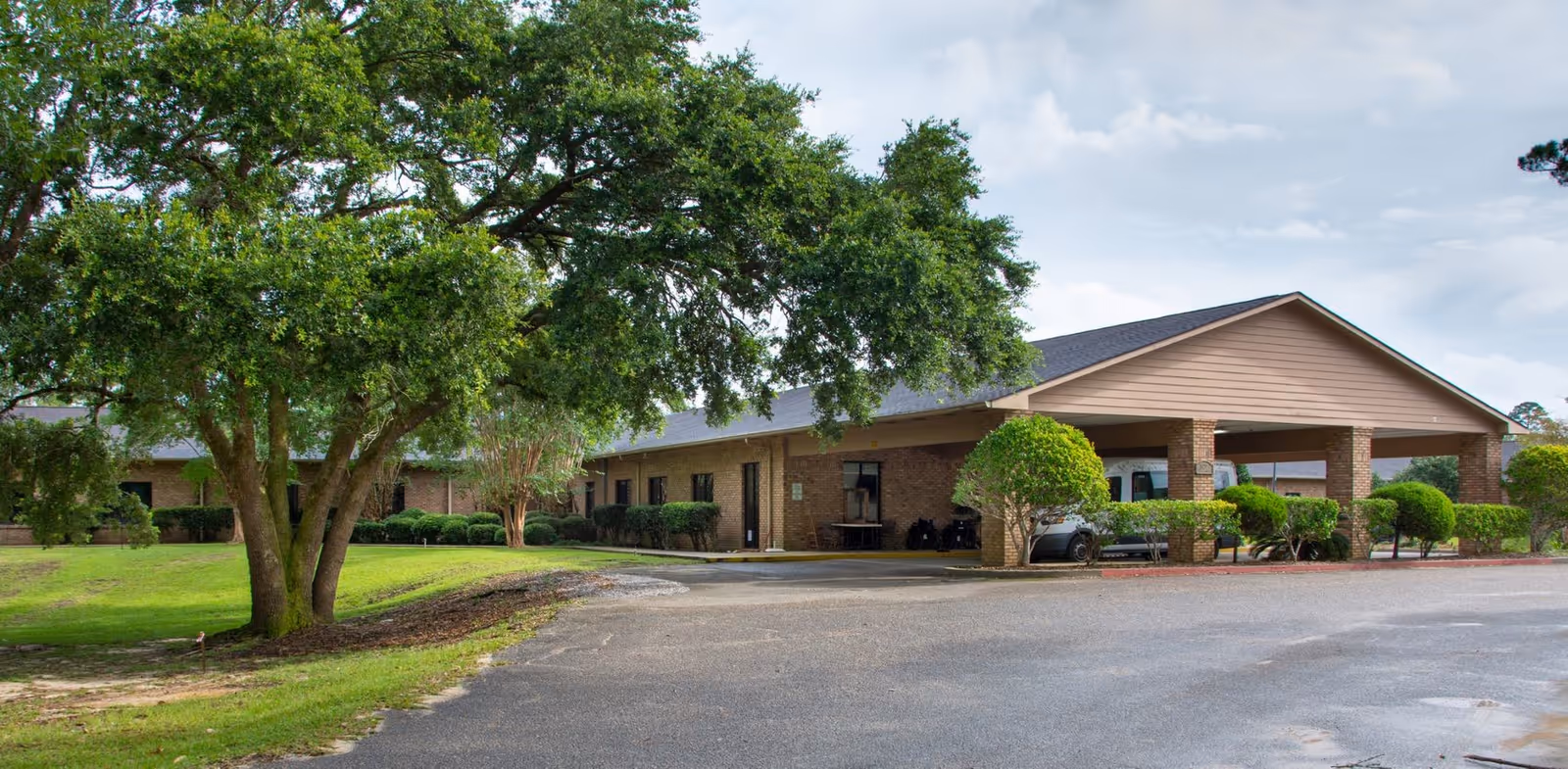Photo of Memorial Woodland Village Rehabilitation and Nursing Center