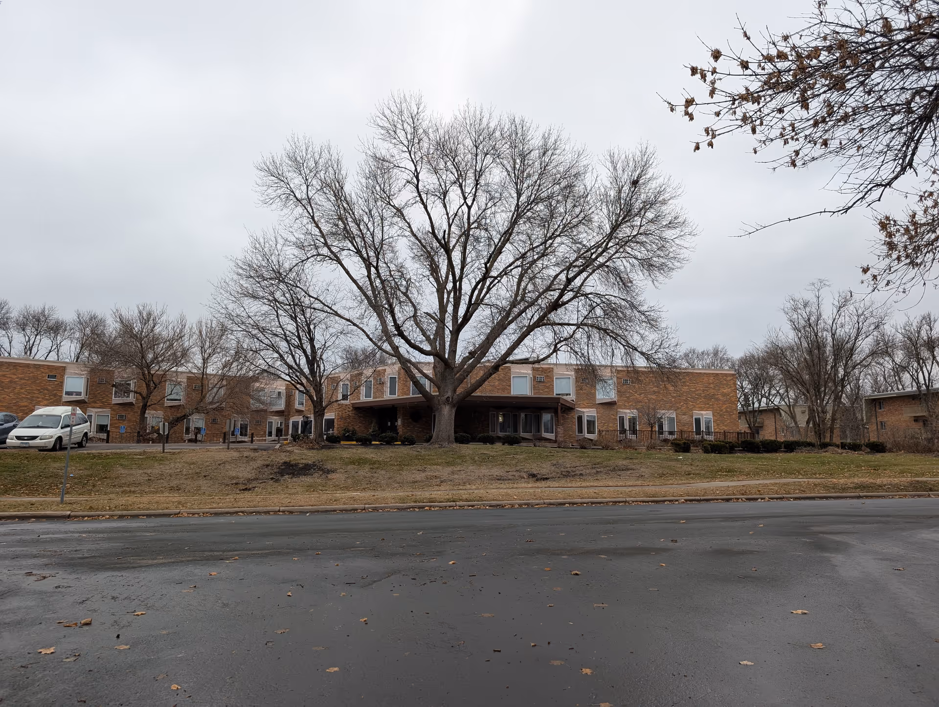 Photo 2 of The Villa At St Louis Park