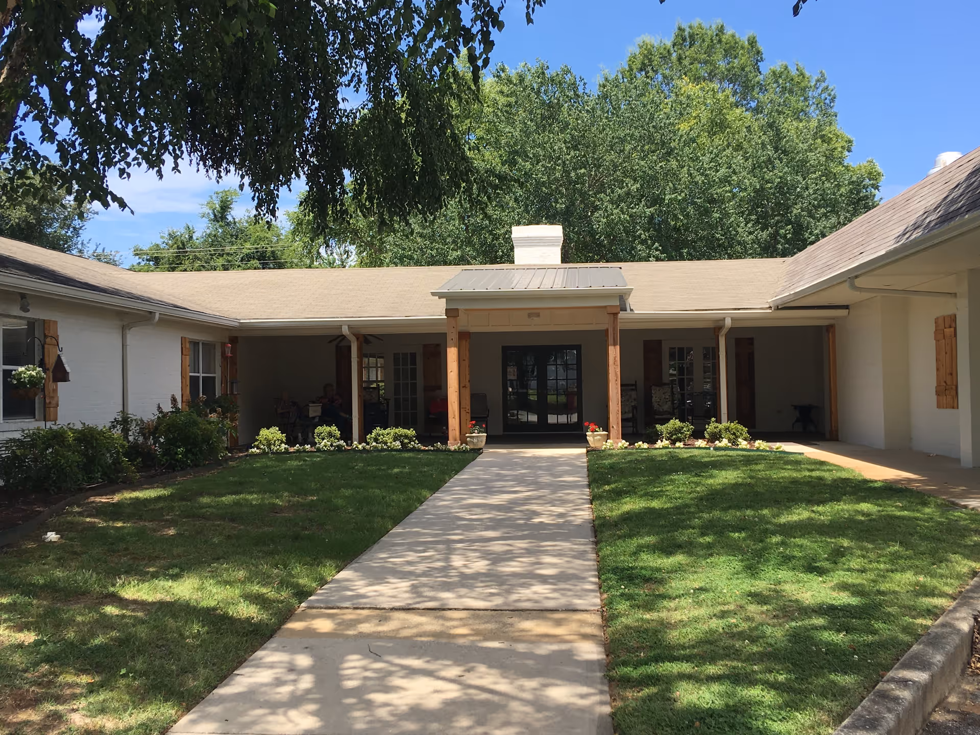 Photo of Limestone Manor