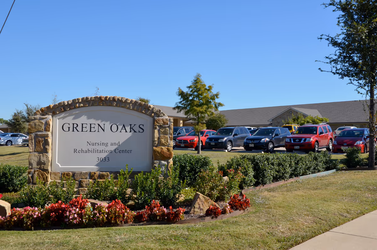 Photo of Green Oaks Nursing and Rehabilitation